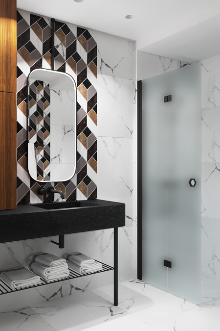 Folding shower screen Forma 303