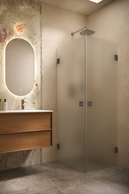 Shower enclosure with hinged doors Vetro 543 (512x512)